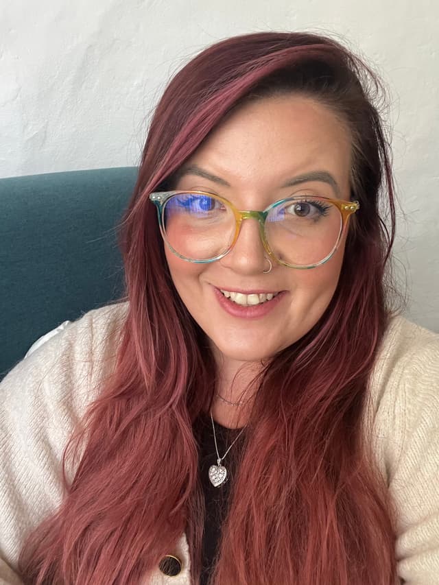 Andreea Horhocea - Psychodynamic Psychotherapist